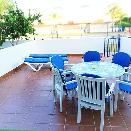 Casa Familiar A Pie De Piscina Villa Vera Bagian luar foto