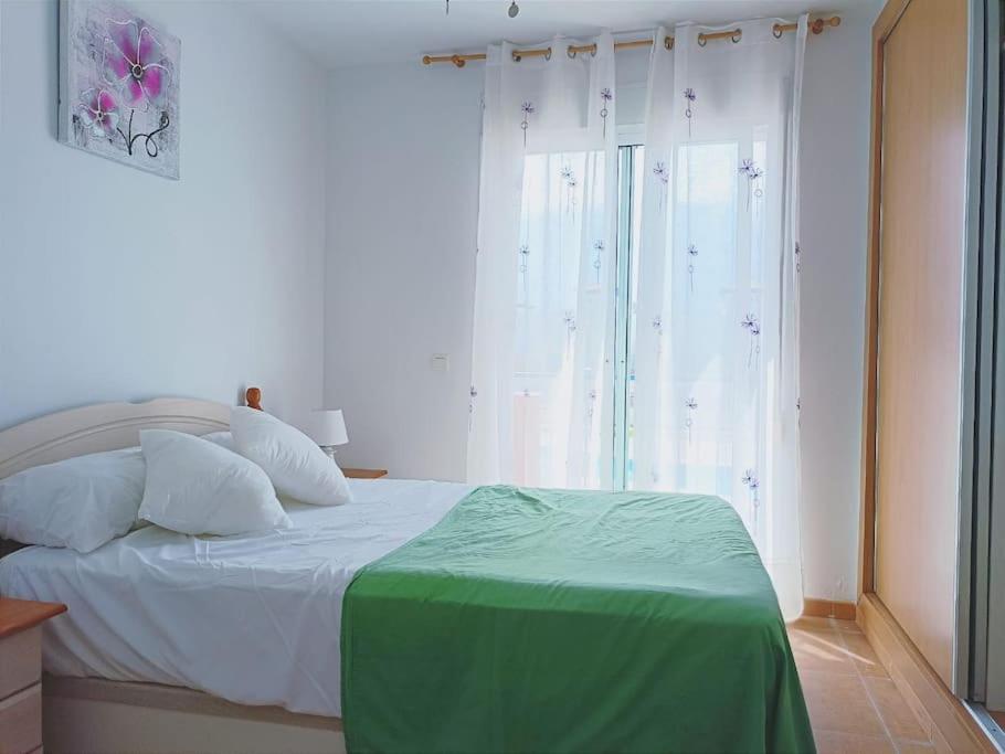 Casa Familiar A Pie De Piscina Villa Vera Bagian luar foto