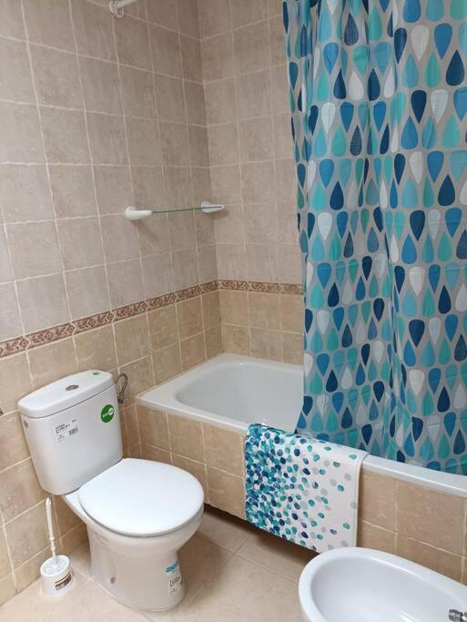 Casa Familiar A Pie De Piscina Villa Vera Bagian luar foto